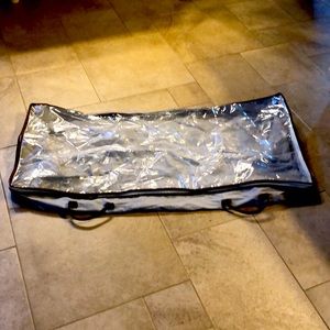 Canopy storage zip-up